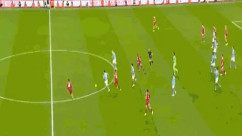 中国男篮挺进国际篮联三甲行列，日本队排名下滑，赵睿荣登杂志封面